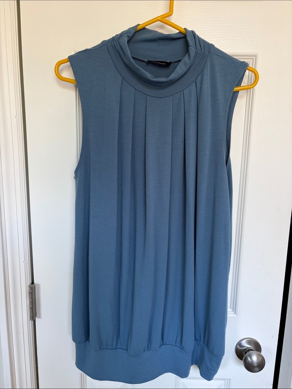 Sleeveless Pleated Mock Neck Tank Top in Dusty Blue